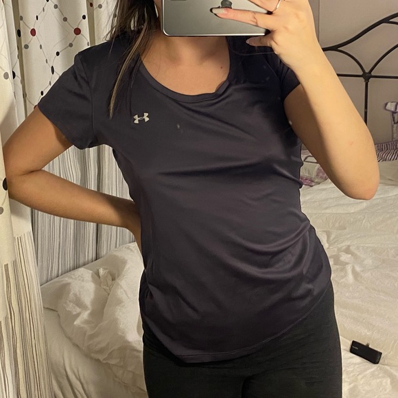 Gymshark Tops - 3/$20✨ dark grey under armour workout top